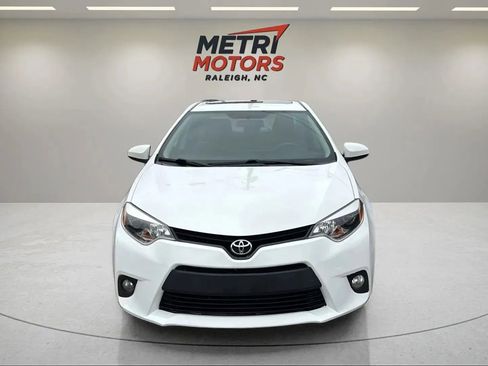 Used 2014 Toyota Corolla LE image 2