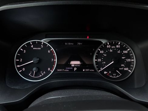 Used 2025 Nissan Rogue SV FWD image 37