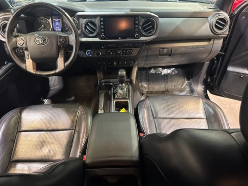 Used 2020 Toyota Tacoma TRD Pro AWD/4WD image 45