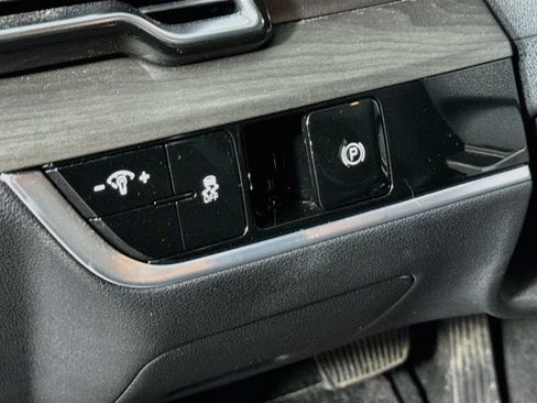 Certified 2024 Kia Sportage X-Line AWD/4WD image 10
