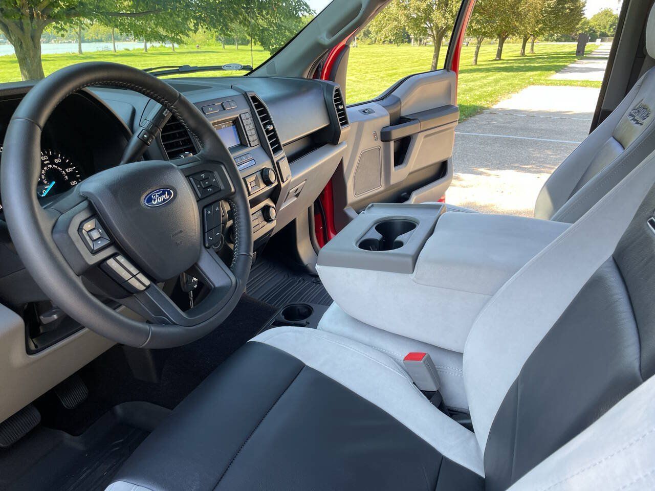 Used 2019 Ford F150 XL w/ Equipment Group 101A Mid RWD image 6