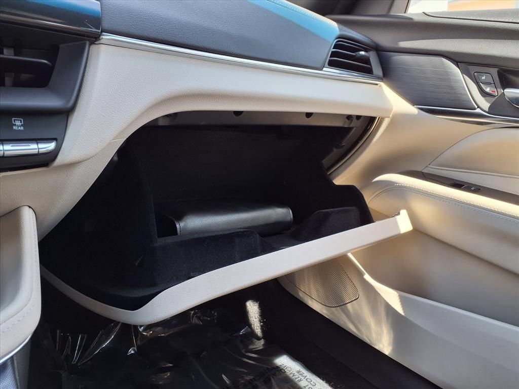 Certified 2023 Cadillac CT4 Premium Luxury w/ Technology Package RWD image 34