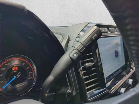 Used 2022 Ford F250 Lariat w/ Lariat Ultimate Package AWD/4WD image 10