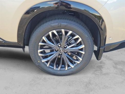 New 2026 Nissan Rogue Platinum w/ Platinum Premium Package image 3