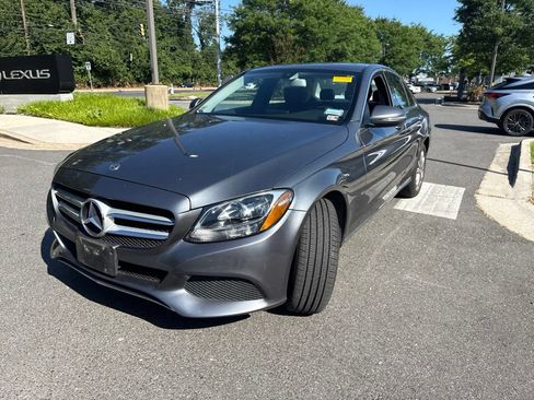Used 2018 Mercedes-Benz C 300 4MATIC Sedan image 3
