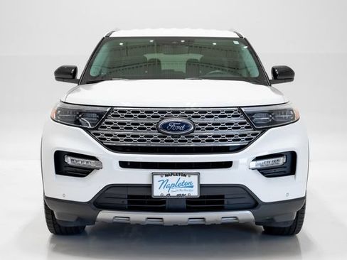 Used 2022 Ford Explorer Limited AWD/4WD image 4