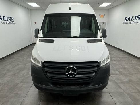 Used 2020 Mercedes-Benz Sprinter 2500 image 9
