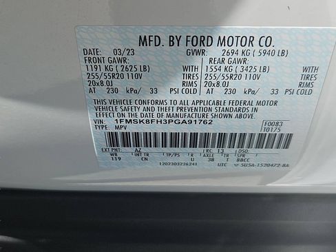 Used 2023 Ford Explorer Limited w/ Limited Technology Package AWD/4WD image 14