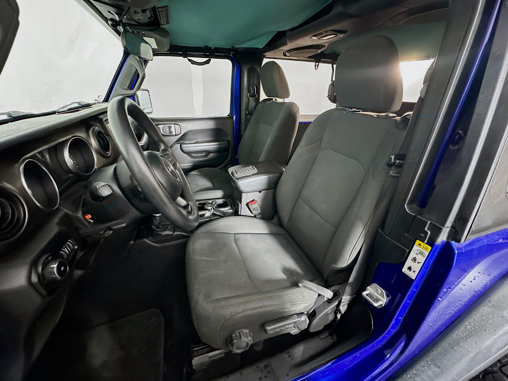 Used 2018 Jeep Wrangler Sport AWD/4WD image 13
