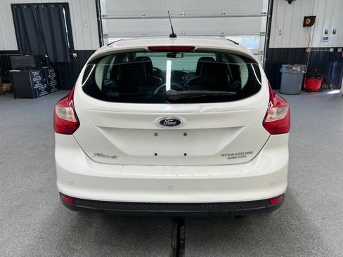 Used 2012 Ford Focus Titanium FWD image 5