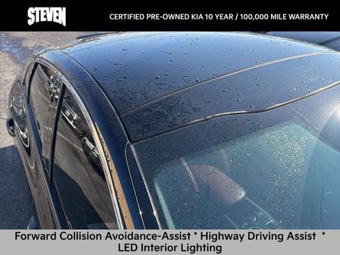 Used 2023 Kia K5 GT-Line image 11