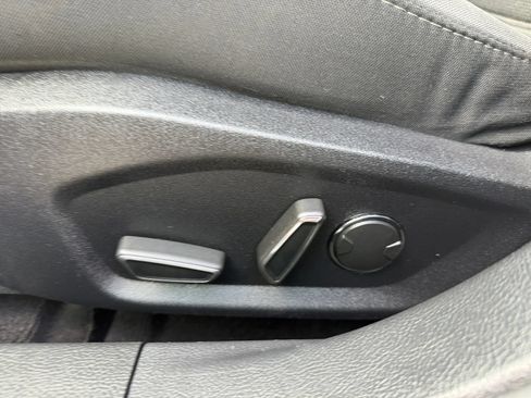 Used 2020 Ford Fusion SE FWD image 17