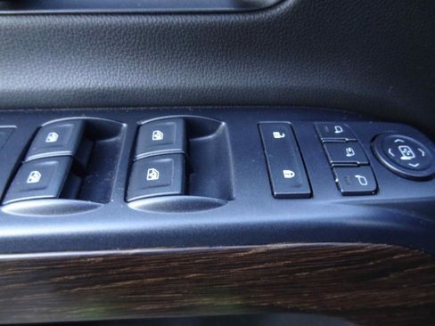 Used 2019 GMC Sierra 2500 Denali w/ Duramax Plus Package image 8