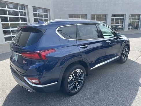 Used 2019 Hyundai Santa Fe AWD image 4