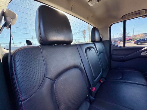 Used 2012 Nissan Frontier PRO-4X w/ Pro-4x Luxury Pkg image 27