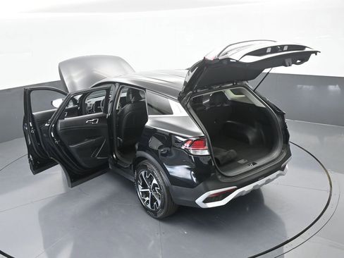 Used 2025 Kia Sportage EX image 68