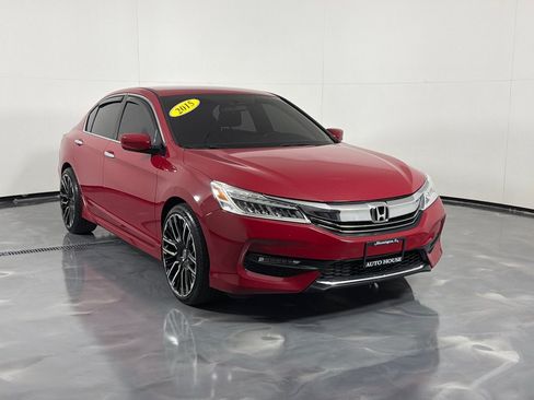 Used 2016 Honda Accord Sport image 3