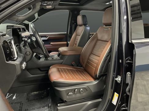 Used 2023 GMC Sierra 1500 Denali Ultimate image 4