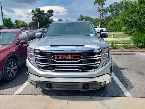 Used 2025 GMC Sierra 1500 SLT w/ SLT Premium Plus Package RWD image 2