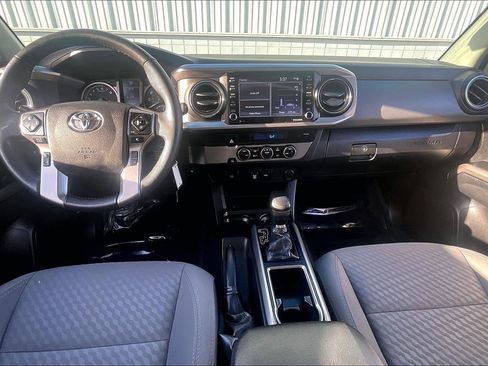 Used 2022 Toyota Tacoma SR5 image 19