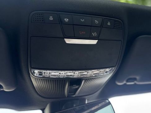 Used 2020 Mercedes-Benz E 350 4MATIC Sedan image 25