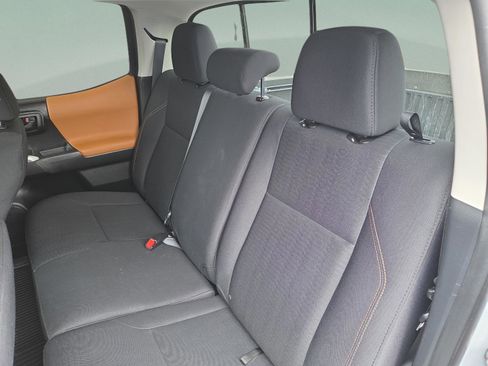 Used 2019 Toyota Tacoma SR5 image 25