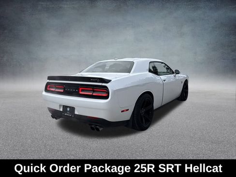 Used 2018 Dodge Challenger SRT Hellcat image 6