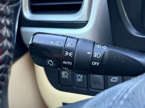 Used 2018 Toyota Highlander XLE AWD/4WD image 43
