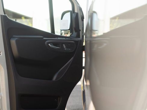 New 2025 Mercedes-Benz Sprinter 2500 image 10