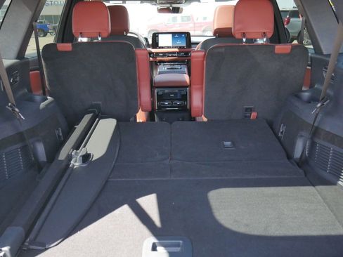Used 2025 Lincoln Aviator Reserve w/ Illumination Package RWD image 21