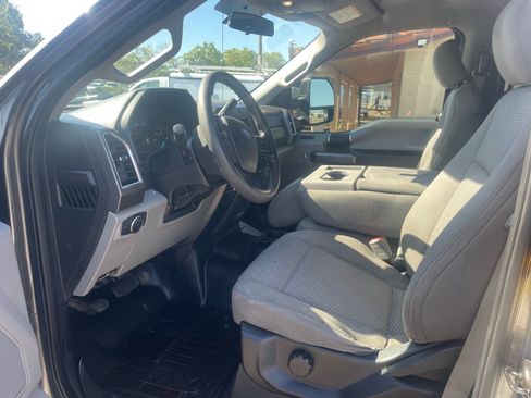 Used 2018 Ford F350 XLT AWD/4WD image 10