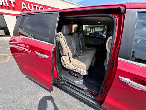 Used 2022 Honda Odyssey EX-L image 30