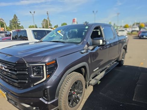 Used 2025 GMC Sierra 1500 Elevation w/ Preferred Package AWD/4WD image 6