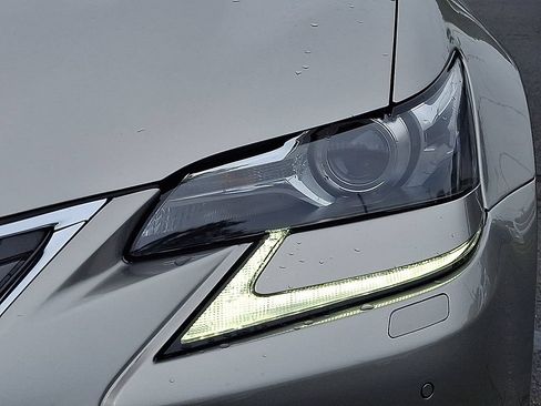 Used 2020 Lexus GS 350 AWD w/ Premium Package image 32