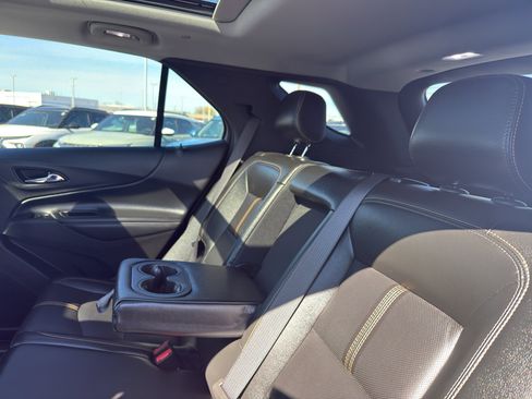 Used 2024 Chevrolet Equinox Premier AWD/4WD image 34