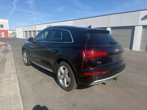 Used 2018 Audi Q5 2.0T Premium Plus w/ Premium Plus Package image 4