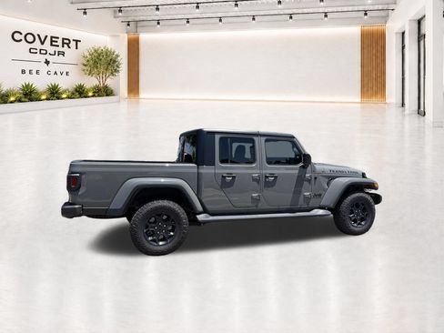 Used 2023 Jeep Gladiator Mojave AWD/4WD image 13