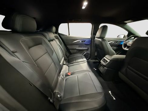 New 2026 Chevrolet Equinox EV LT image 27