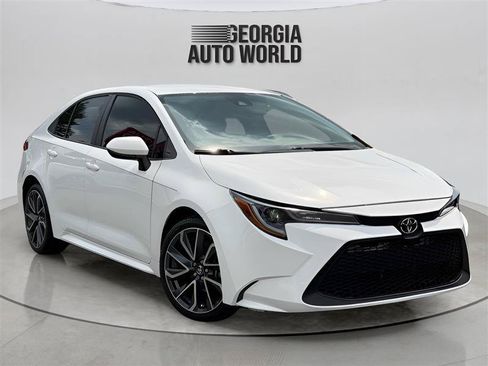 Used 2020 Toyota Corolla LE FWD image 9