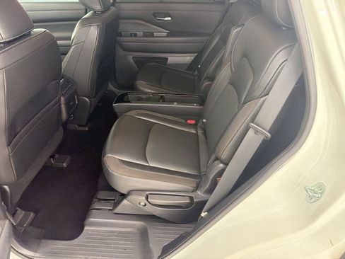 Used 2022 Nissan Pathfinder SL w/ SL Premium Package AWD/4WD image 21