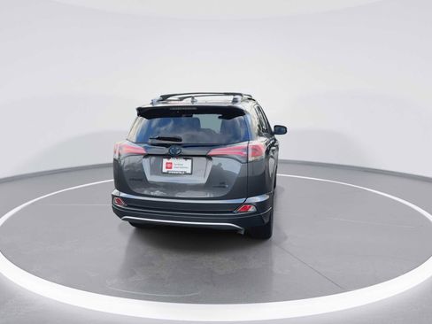 Certified 2017 Toyota RAV4 SE image 7
