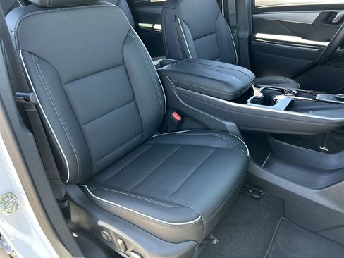 New 2026 Buick Enclave Preferred w/ Power Package FWD image 28