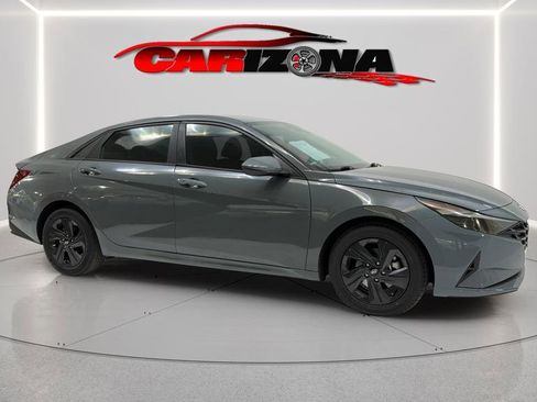 Used 2022 Hyundai Elantra SEL image 13