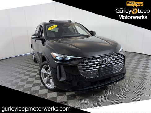 Used 2025 Audi Q5 Premium Plus w/ Premium Plus AWD/4WD image 1
