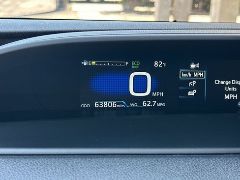 Used 2020 Toyota Prius Prime LE FWD image 24