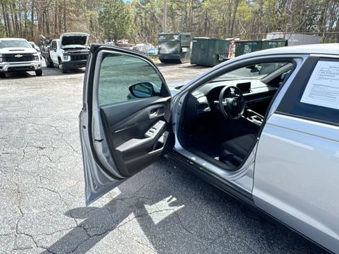 Used 2024 Honda Accord LX image 13