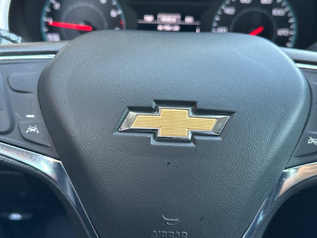 Used 2023 Chevrolet Malibu LT FWD image 41