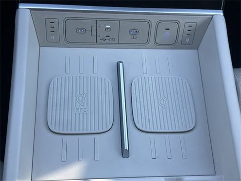 Used 2024 Hyundai Santa Fe Calligraphy image 16