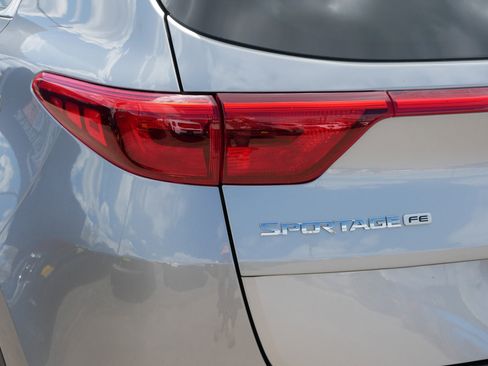 Certified 2019 Kia Sportage LX w/ LX Popular Package FWD image 17