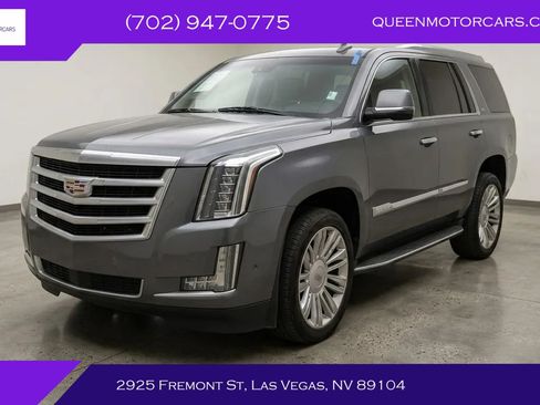 Used 2019 Cadillac Escalade Luxury AWD/4WD image 1